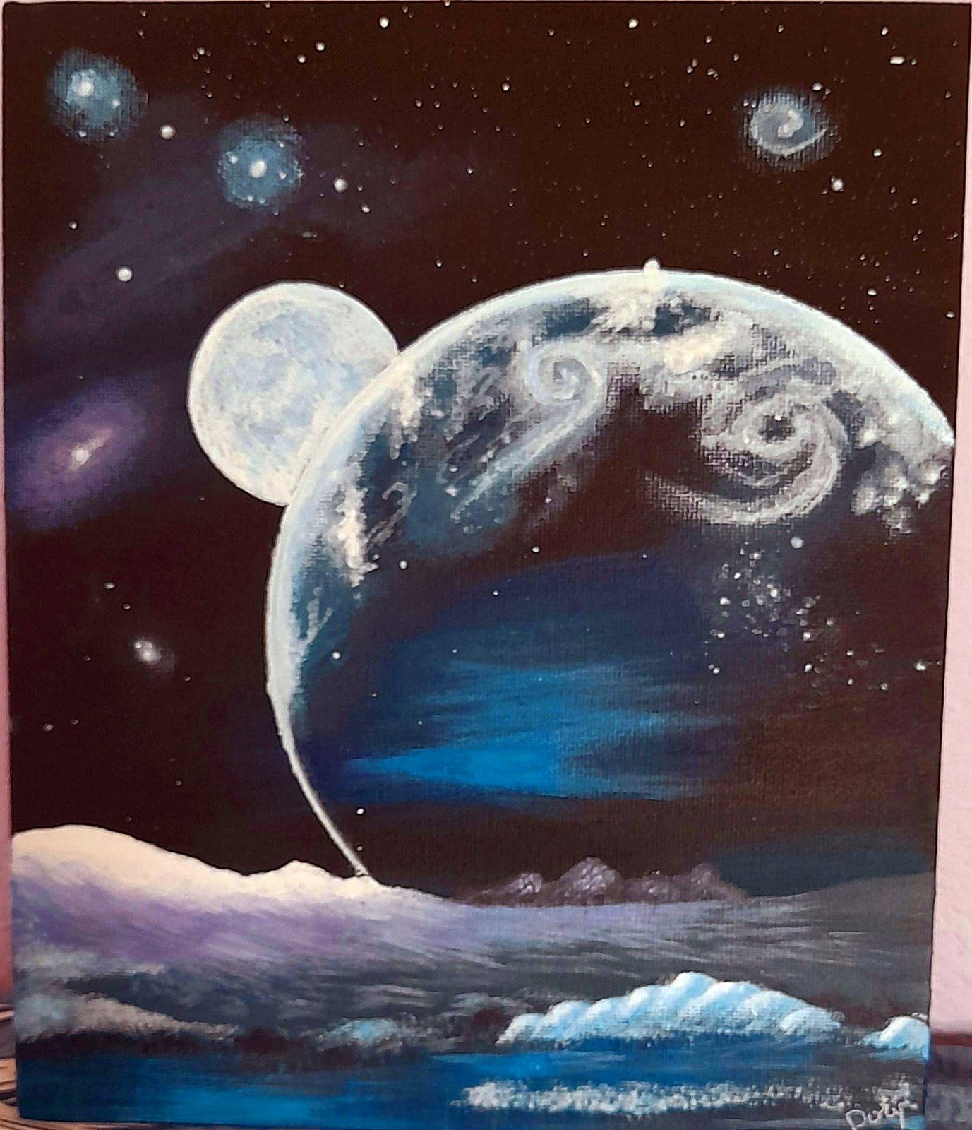 Großer Mond über verschneiten Bergen und Sternenhimmel – Bild von Artedory